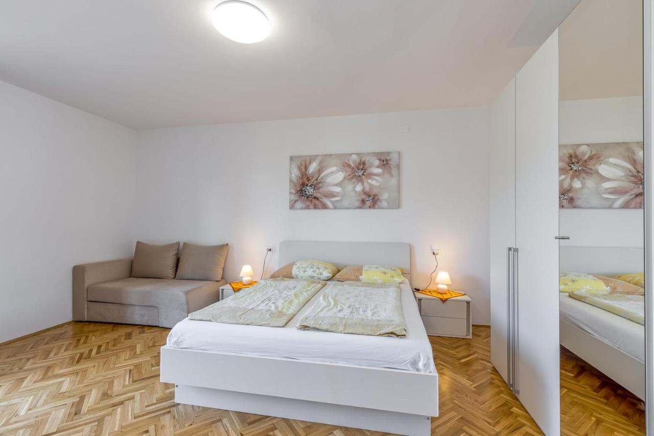 Apartment Complex Silva Ρόβινι Εξωτερικό φωτογραφία