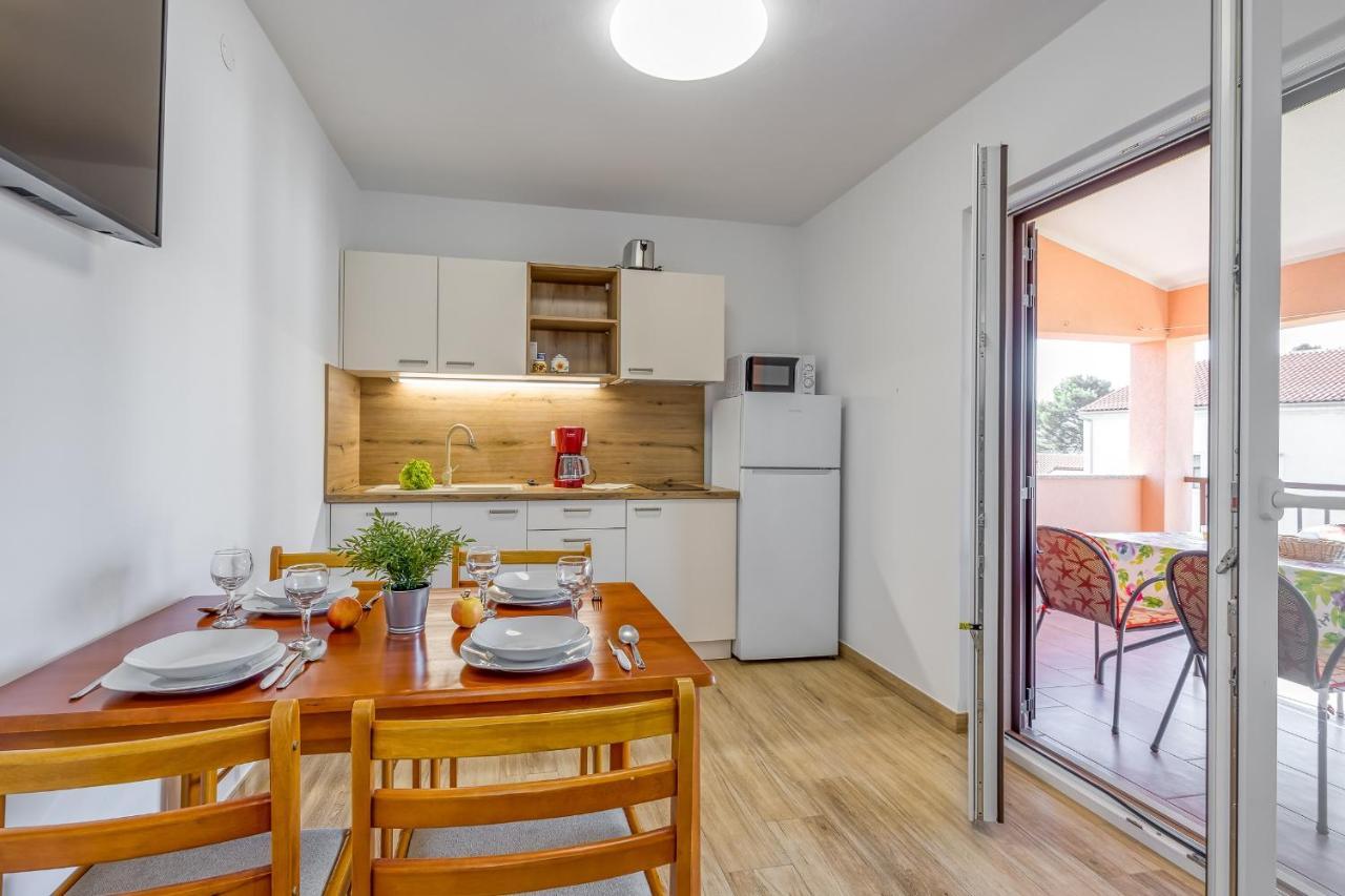 Apartment Complex Silva Ρόβινι Εξωτερικό φωτογραφία