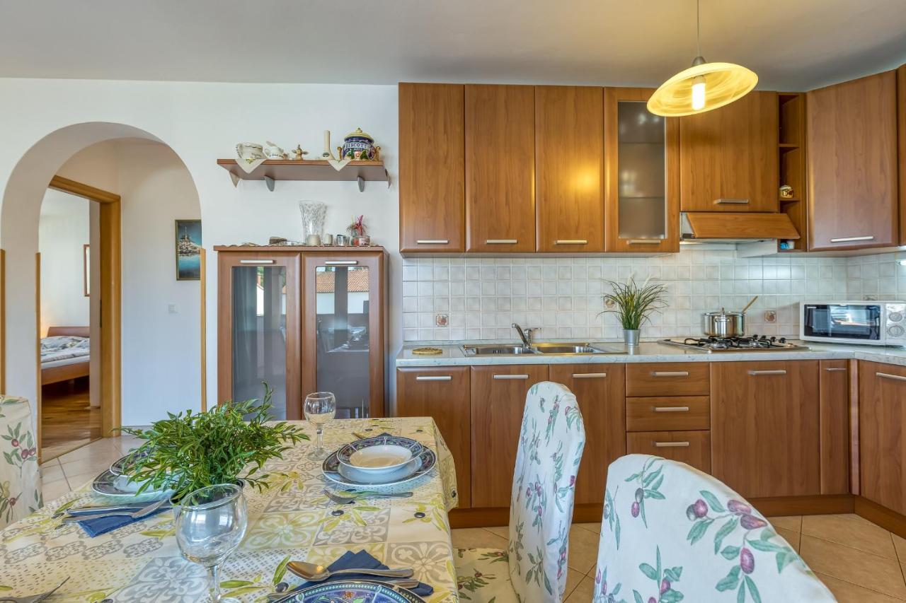 Apartment Complex Silva Ρόβινι Εξωτερικό φωτογραφία