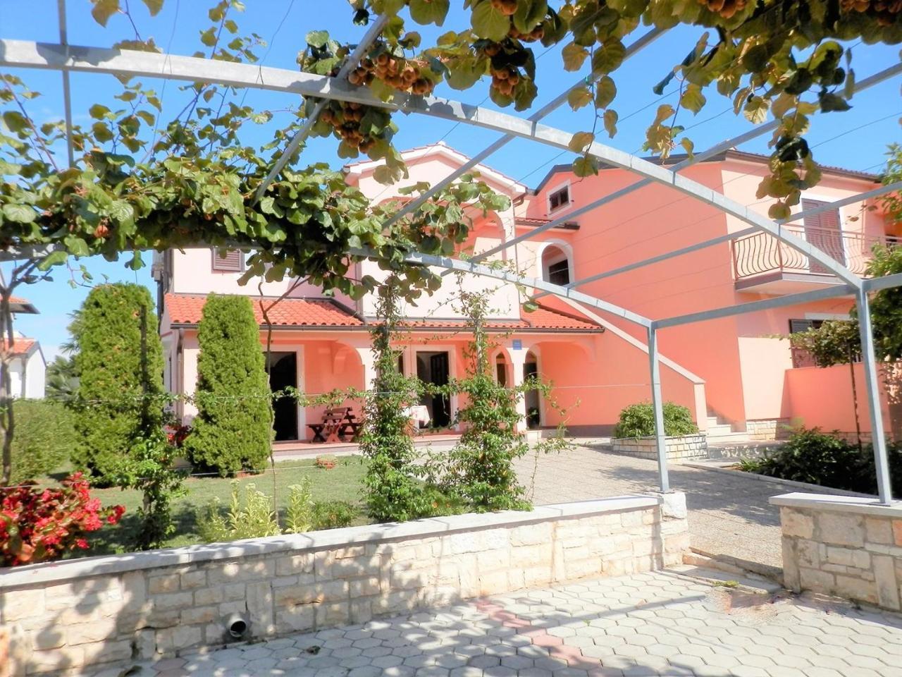 Apartment Complex Silva Ρόβινι Εξωτερικό φωτογραφία